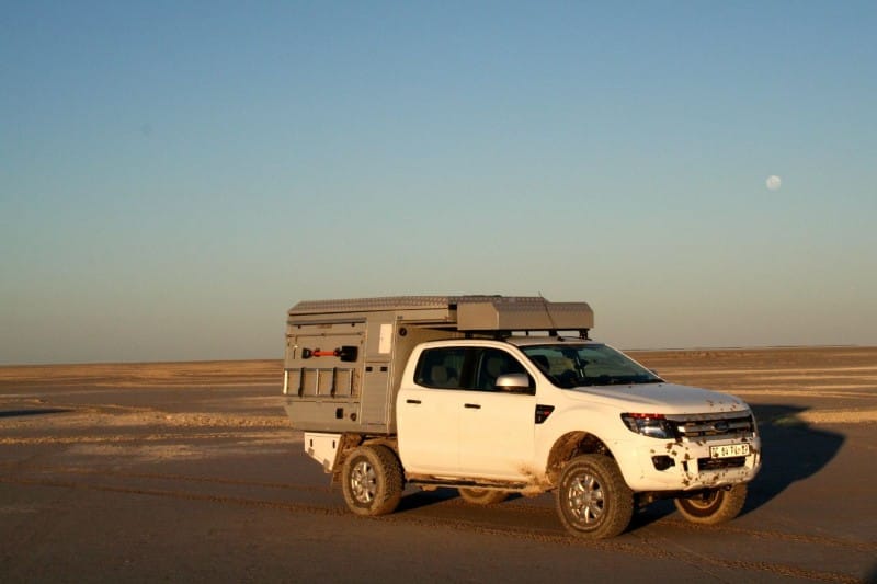 Ford Ranger/Toyota Hilux Double Cab Bushcamper 2/4 People 
