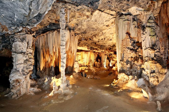 cango-caves
