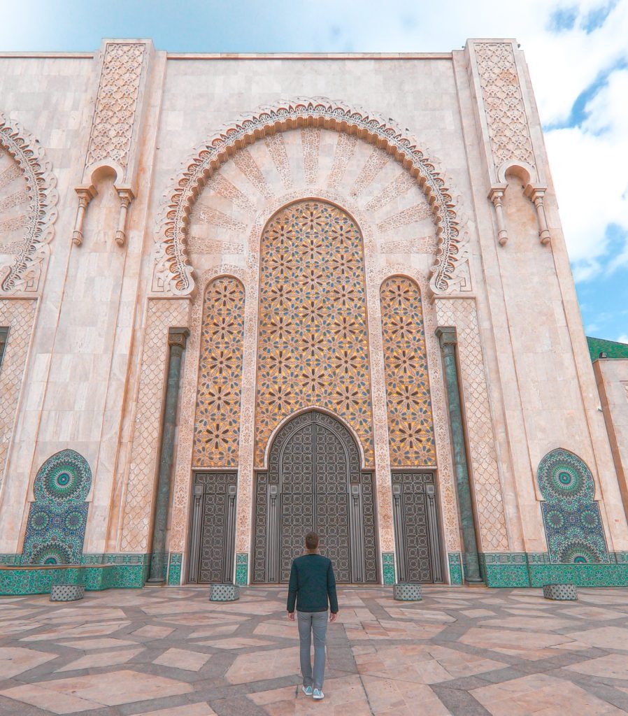Hassan II mosque in Casablanca, Morocco | Photo credits: Colourful streets of Rabat, Morocco | Photo credits: Amoureux du monde
