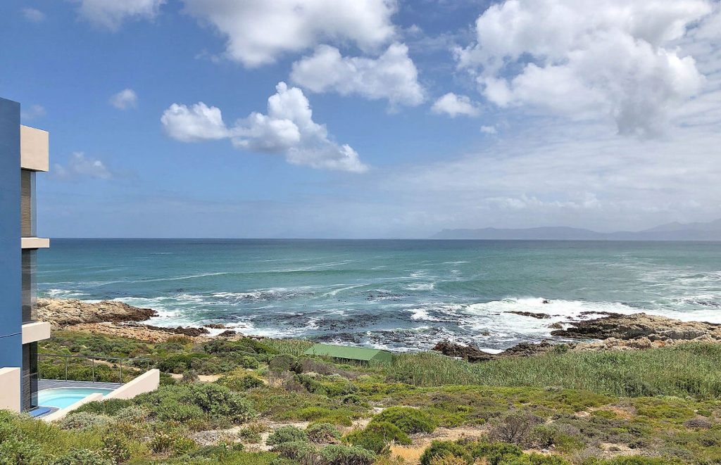 View of the Gansbaai coastline, South Africa | Photo credits: Packed Again