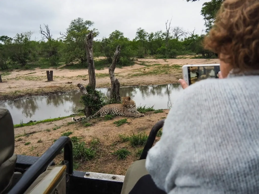 Photographing a leopard in Sabi Sands Game Reserve, South Africa | Photo credit: Brooke Beyond