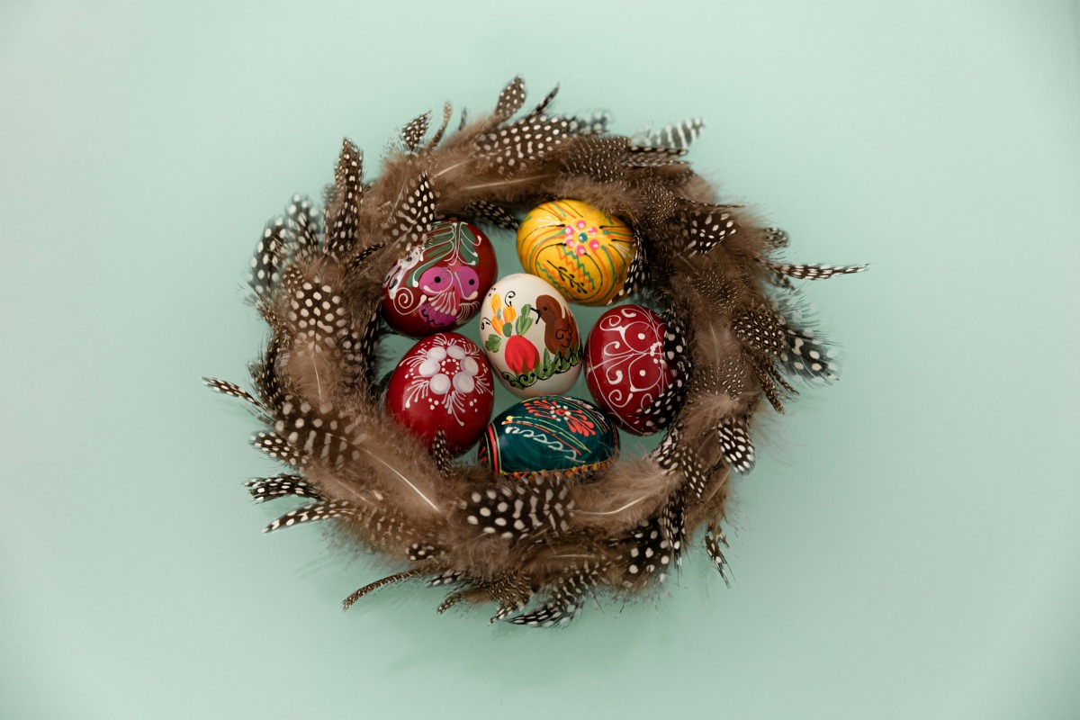 A feather wreath with Easter Eggs