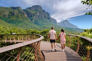 A couple at Kirstenbosch in Cape Town.