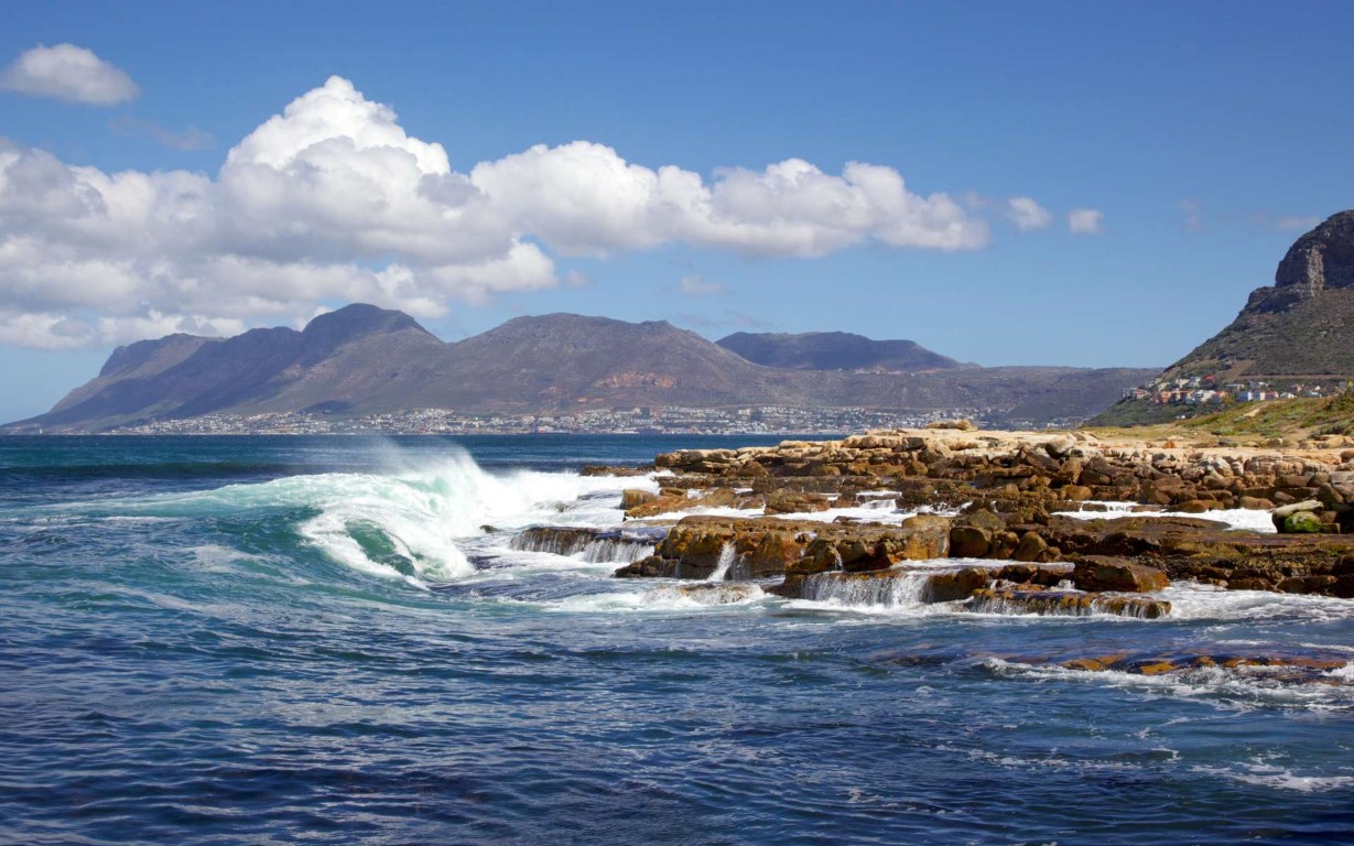 False Bay langs de Kaapkust | Foto: ZambeziShark via Getty