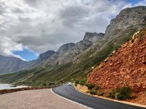 The spectacular coastal road from Betty’s Bay to Gordon’s Bay | Photo: Keith Jenkins