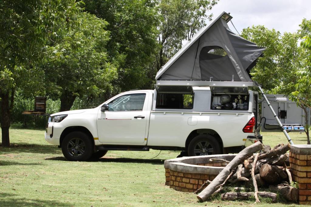 Toyota Hilux Single Cab 4x4 Safari Camper 