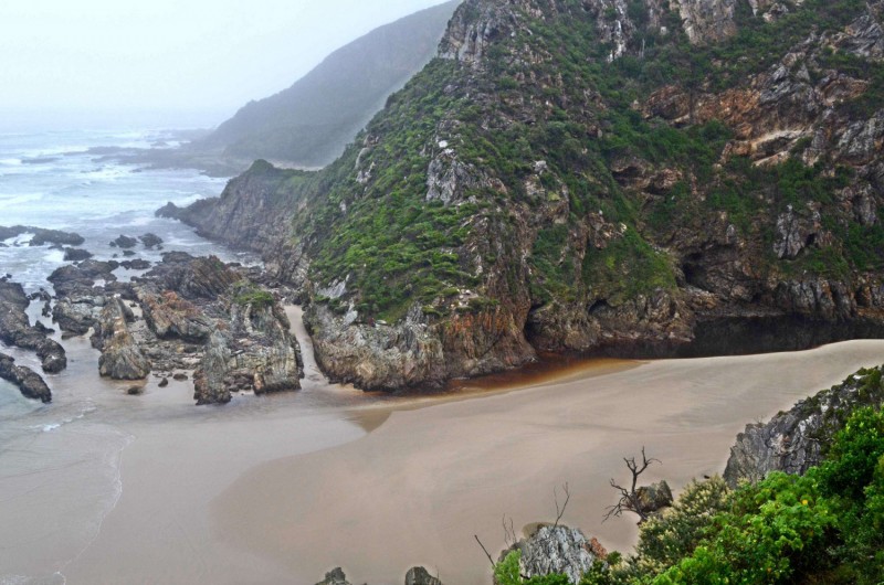 The Otter Hiking Trail's Bloukrans at low tide